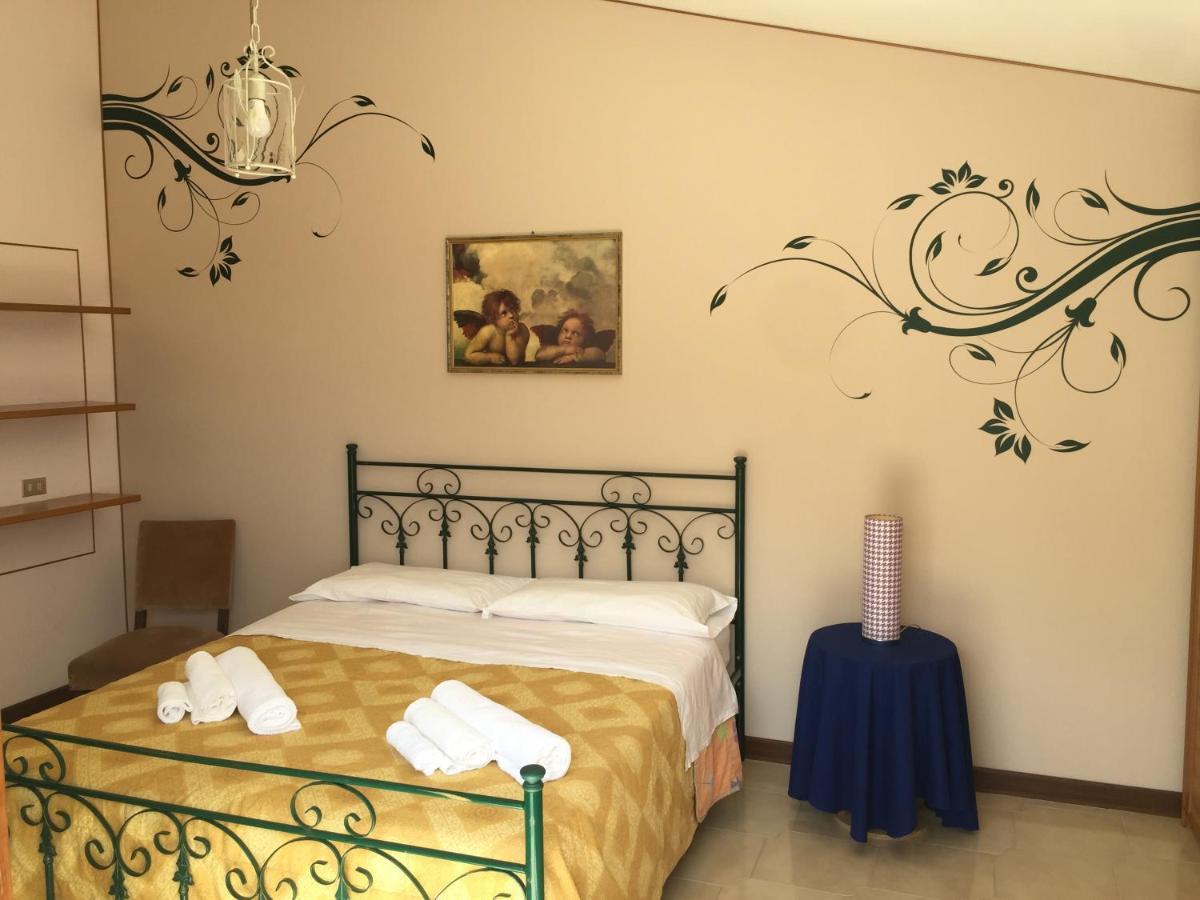B&B Hollywood Olivadi Dış mekan fotoğraf